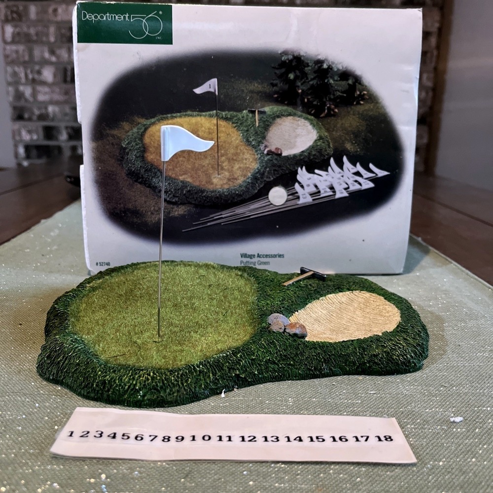 Dept 56 52740 Putting Green Village Accessory Christmas Golf Collectable 1998